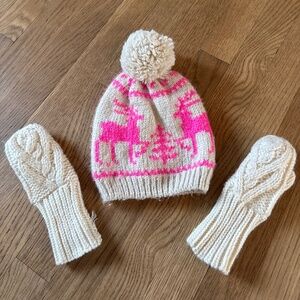 Bundle winter hat and mittens